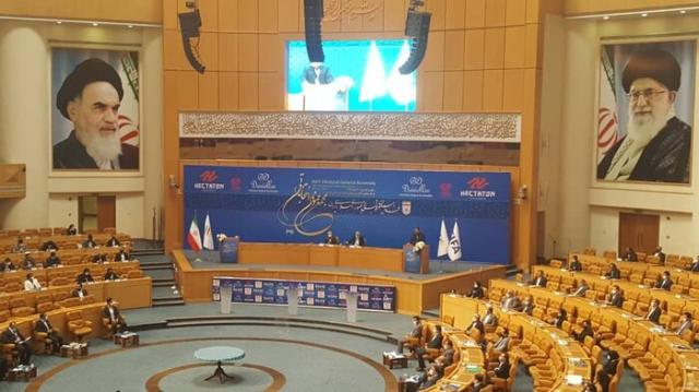 乐鱼体育-伊朗经济学者当选足协主席 前球星卡里米九票落选