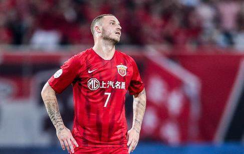 阿瑙透露春节在中国看春晚 称外援不是中超的一切