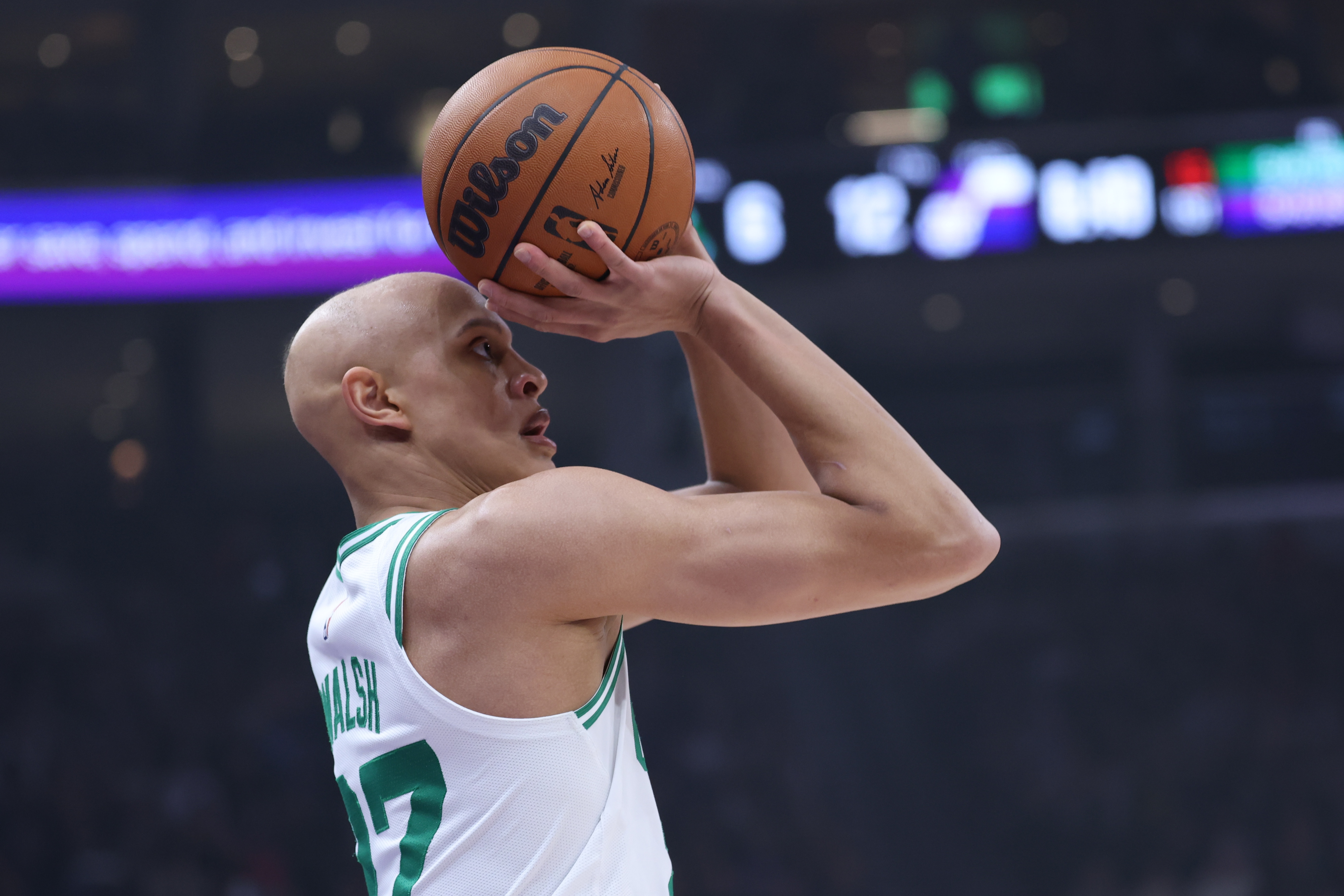 乐鱼体育官方网站-布朗to沃尔什：准备好迎接硬仗了吗？后者：我等这一刻很久了